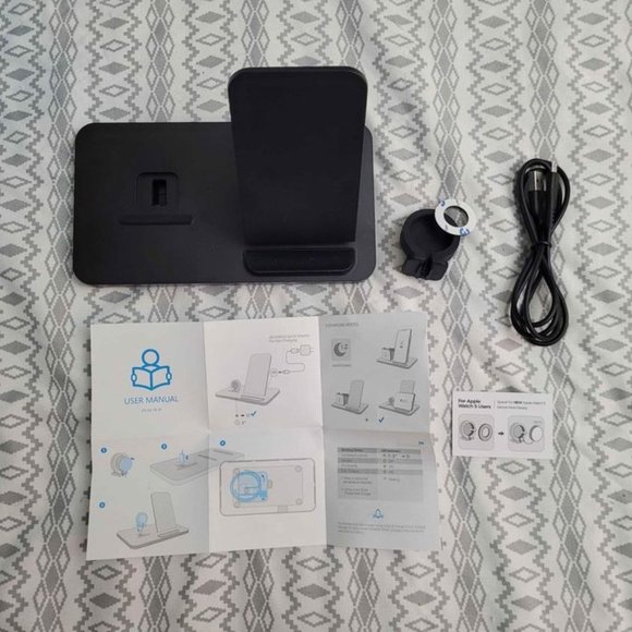 Seneo fast wireless charging stand for Apple iPhone and Apple watches - Picture 4 of 6